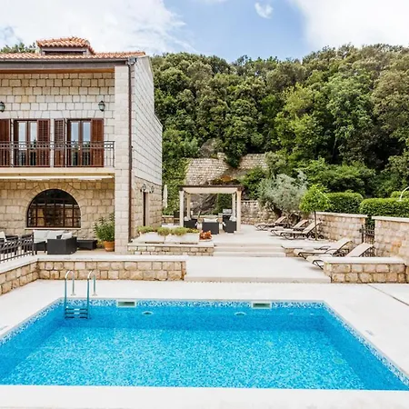 Lazaret Sleeps 9 With Pool Air Con And Wifi Βίλα