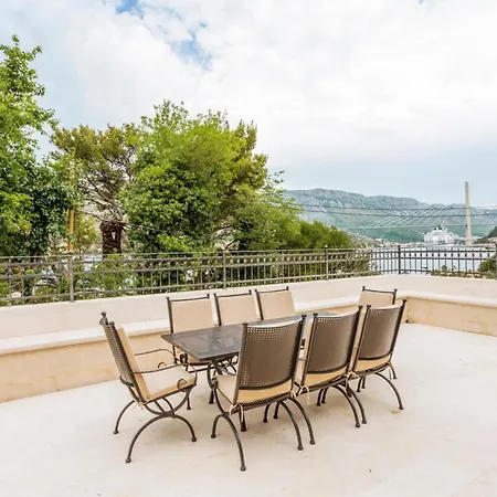 Lazaret Sleeps 9 With Pool Air Con And Wifi Villa Dubrovnik
