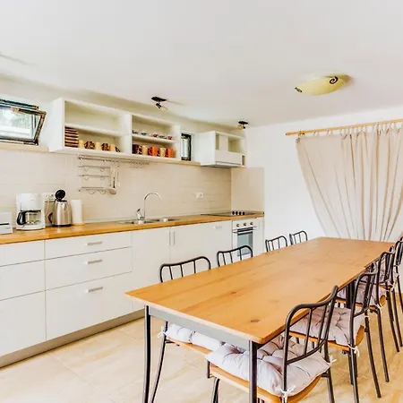 Lazaret Sleeps 9 With Pool Air Con And Wifi Dubrovnik