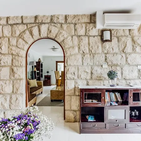 Lazaret Sleeps 9 With Pool Air Con And Wifi Dubrovnik